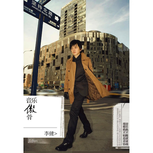 裸男男同大学生xnxx
